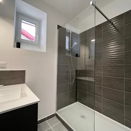 Apartment Lumineux 3 Pieces Pres Des Halles Et De La Plage, Wifi, Clim, Parkings Proches - Fr-1-239-910 *