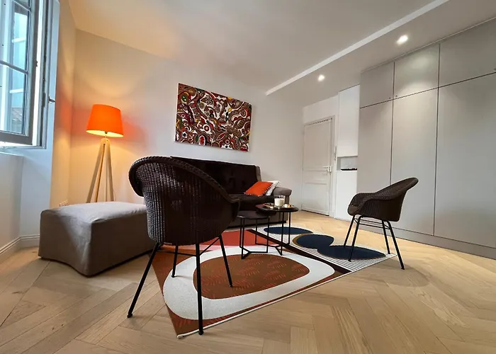 Lumineux 3 Pieces Pres Des Halles Et De La Plage, Wifi, Clim, Parkings Proches - Fr-1-239-910 Apartment